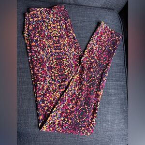 LuLaRoe Multicolor Patterned Leggings.  One size.  Women $5 bundle deal